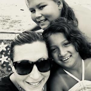 Meet your Posher, Sherry